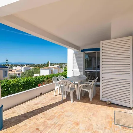 Gabriella - Charming In Great Location Close To Everything Need Vakantiehuis Guia (Faro)