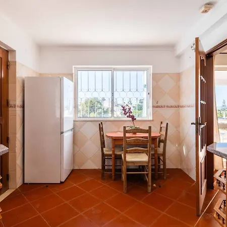 Gabriella - Charming In Great Location Close To Everything Need * Guia (Faro)