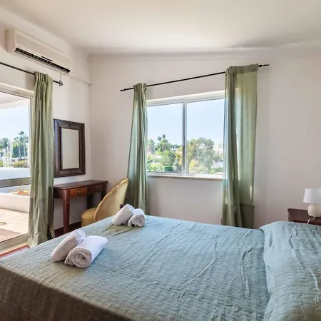 Gabriella - Charming In Great Location Close To Everything Need * Guia (Faro)
